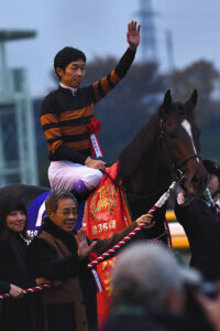 ［対談］キタサンブラックは種牡馬でも覇権を握れるか！？　2021年産駒デビュー・キタサンブラックについて語る──治郎丸敬之×緒方きしん