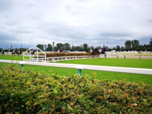 父と、競馬場へ。〜新潟ジャンプステークス観戦記〜