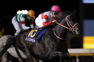 ［地方レース回顧］突き抜けた王の脚～2021年・ダイオライト記念～