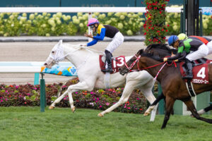 ［重賞回顧］伝説へ、再び歩を進め始めた桜の女王～2021年・札幌記念～