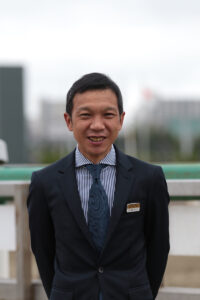 ［インタビュー］外出禁止に給料ゼロ…衝撃の下積み時代を乗り越え名門厩舎の看板を背負った、船橋・佐藤裕太調教師。