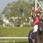 なぜ、そんなにも懸命に走れたのか。クロノジェネシスと北村友一騎手の1,212日。