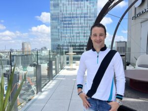 「Instagramでどんな人が着てくれているか調べているよ！」ルメール騎手が感じた、ブランド立ち上げの手応え。