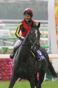 ［重賞回顧］東京マイルは史上最高レベルの実績！大敗から三度巻き返したソングラインが、2つ目のビッグタイトルを獲得。～2023年・ヴィクトリアマイル～