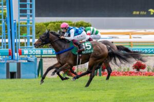 ［重賞回顧］今年も函館から夏女誕生の予感。大外一気を決めたキミワクイーンが、念願の重賞初制覇！～2023年・函館スプリントS～