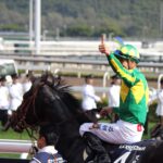 クラシックではキタサンブラック、ドゥラメンテらと対峙。香港で初の栄冠を手にした不屈の名馬、サトノクラウン