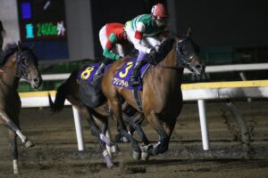 レース史上唯一の3連覇 ダイオライト記念の“鬼”クリソライト